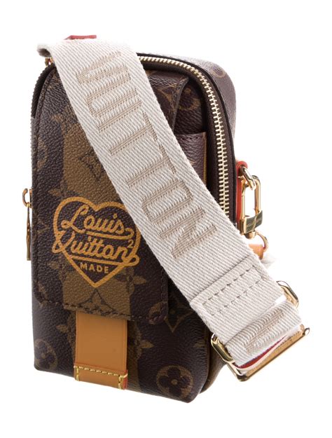 LOUIS VUITTON X NIGO Reverse Monogram Flat Double Phone 